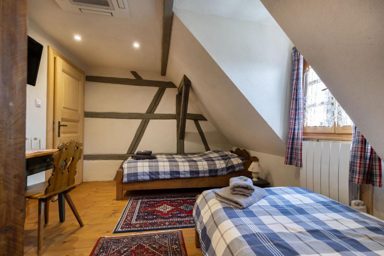 Anno 1698 Et D'hotes Apartment *